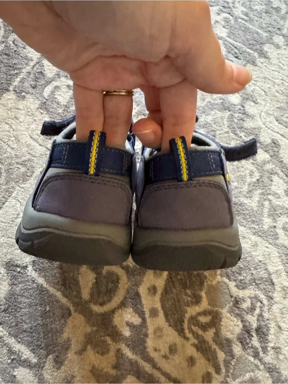 KEEN Kids Navy Blue Closed-Toe Sport water Sandals